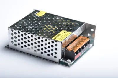 12V 5A Metal Adaptör
