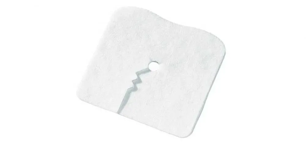Tracoe Care REF 961 ZİGZAG YARIKLI KOMPRES YENİ DOĞAN VE ÇOCUK 6.5x6.3 CM (10'LU PAKET)